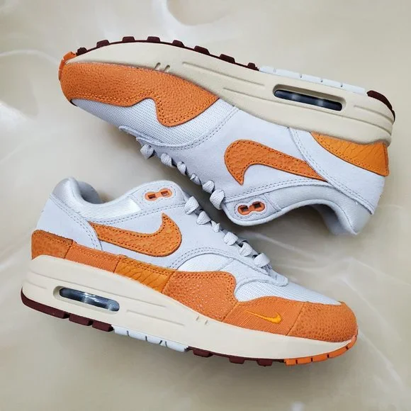 Nike Women's Air Max 1 Magma Orange - Picture 5 of 10
